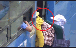 Video: Các nạn nhân bị băng nhóm móc túi đánh tơi bời ở TP.HCM