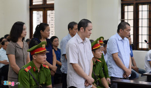 Cán bộ gian lận thi cử ra tòa 'nói như hành tinh nào xuống, không còn liêm sỉ'