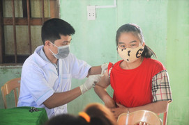 Quảng Nam tiêm vaccine phòng chống bệnh bạch hầu cho 14.000 người