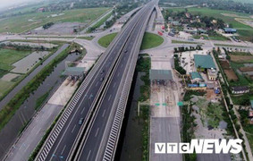 Cao tốc Bắc - Nam gặp khó vì giải phóng mặt bằng