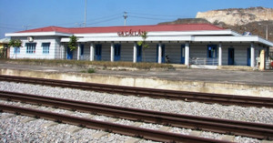 Ga đường sắt 5 năm không có bóng tàu