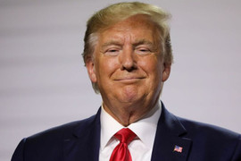 Tổng thống Trump gây 'bão' với dòng tweet mập mờ về 'chuyện lớn'