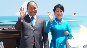 Thủ tướng Nguyễn Xuân Phúc lên đường dự Hội nghị cấp cao ASEAN