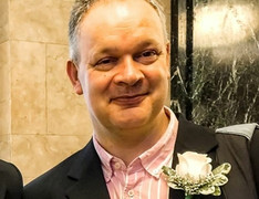 Bác sĩ hiến tinh trùng sinh 110 đứa trẻ quyết định công khai danh tính