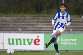 Đoàn Văn Hậu đá trọn 90 phút trận Jong Heerenveen thua đậm 0-6