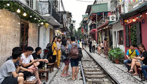 Phó thủ tướng yêu cầu xem xét di dời hộ dân khu vực 'cà phê đường tàu'