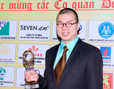 Bị 'tố' nhập hàng Trung Quốc rồi cắt mác, ông chủ Seven.AM nói gì?