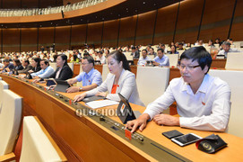 Quốc hội đồng ý tăng lương lên 1,6 triệu đồng/tháng từ 1/7/2020