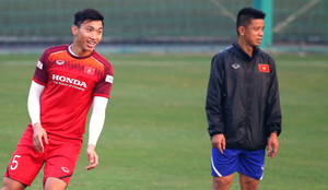 Văn Hậu tuyên bố không đá U23 châu Á, HLV Park Hang Seo: 'Giờ tạm bỏ qua đi'