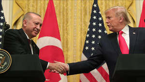 Tổng thống Trump tự nhận là 'fan hâm mộ' của đồng cấp Thổ Nhĩ Kỳ