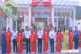 Đoàn thanh niên VOV tặng Thư viện xanh cho trường vùng sâu Nghệ An