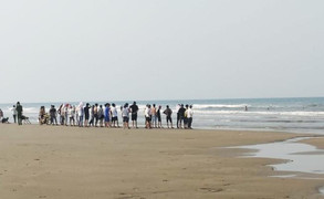 3 học sinh Bình Định chết đuối khi đi tắm biển