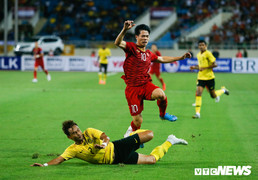 Báo Hàn Quốc: Công Phượng đến lúc đáp đền kỳ vọng của HLV Park Hang Seo