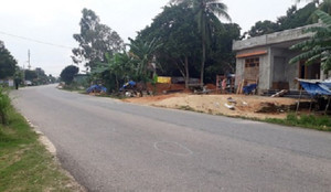 Bắt giam kẻ chặn xe đánh chết hàng xóm vì nhớ lại chuyện mẹ bị đánh