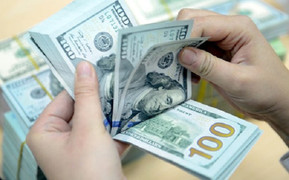 Đổi một USD ở tiệm vàng không còn bị phạt 100 triệu đồng