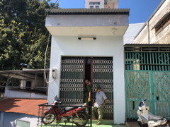 Người đàn ông treo cổ chết, nghi do nợ tiền cá độ bóng đá