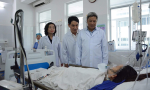 Thứ trưởng Bộ Y tế vào Đà Nẵng kiểm tra vụ hai sản phụ thiệt mạng, một nguy kịch