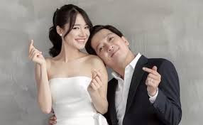 Trường Giang: ‘Nhã Phương ghen tị vì tôi ôm con nhiều hơn’