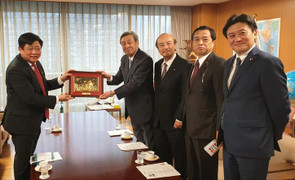 Tổng Giám đốc VOV Nguyễn Thế Kỷ hội kiến lãnh đạo Đảng cầm quyền LDP Nhật Bản