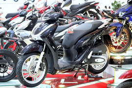 SH 2020 lùi ngày bán, phiên bản cũ giá tăng chênh đột biến