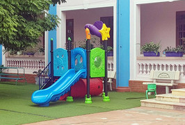 Bé trai 3 tuổi thiệt mạng khi chơi cầu trượt ở trường: Bệnh viện Nhi Trung ương thông tin