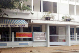 Bị tố bỏ con rơi, nguyên PGĐ ở Cần Thơ khẳng định phải đúng con mình mới nhận