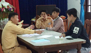 Công an triệu tập nhóm đua xe gây kinh hãi trên đèo Hải Vân