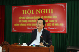 Bộ trưởng Phùng Xuân Nhạ: Đơn vị nào chọn sách giáo khoa cũng phải đảm bảo chọn bộ sách tốt nhất