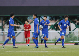 Video: Văn Toản phát bóng lỗi, U22 Việt Nam thủng lưới sớm