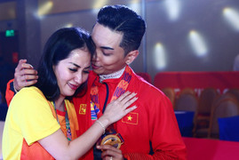 Khánh Thi: 'Mất 3 tỷ đồng để Phan Hiển, Nhã Khanh đoạt HCV SEA Games'