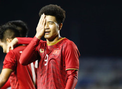 Video: U22 Campuchia vỡ trận, hậu vệ lóng ngóng đốt lưới nhà