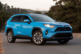 Toyota RAV4 giành giải thưởng Xe hơi tốt nhất tại Nhật Bản 2019