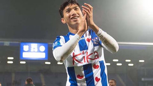 Đoàn Văn Hậu lần đầu ra sân cho SC Heerenveen: 'Ở Việt Nam, mọi người sẽ rất vui'