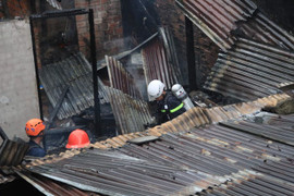 Quên tắt bếp gas, ngôi nhà trong hẻm ở Đà Lạt bị thiêu rụi