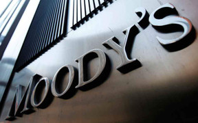 Moody’s hạ tín nhiệm, 18 ngân hàng Việt có chịu tác động?