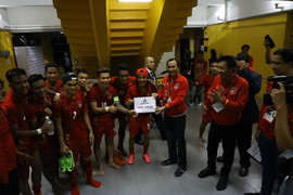 Vất vả thắng Lào, đối thủ tiềm năng của U22 Việt Nam nhận hơn nửa tỉ đồng