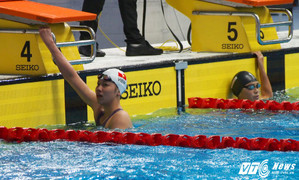 Ánh Viên bơi không đối thủ, vô địch 400m tự do