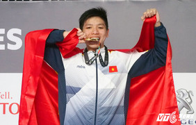 Kình ngư Việt Nam tay dài tay ngắn gây sốc Đông Nam Á, phá kỷ lục SEA Games