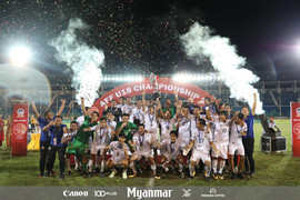 Theo chân đàn anh U22, U18 Thái Lan vô địch Đông Nam Á