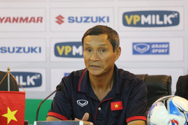 HLV Mai Đức Chung: Ai cũng muốn tuyển Việt Nam thắng đẹp, nhưng bóng đá là phải thực dụng