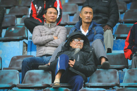 20 CĐV đi xem trận đấu ở giải vô địch bóng đá nữ