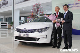 HLV Park Hang Seo: 'Giao thông Việt Nam phức tạp quá'