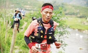 Những 'dị nhân' trong làng chạy Việt: Chinh phục marathon Everest, nhắm tới marathon Bắc Cực