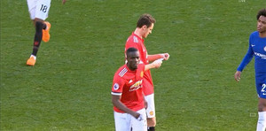 Dân mạng đua nhau chế mật thư Mourinho gửi Matic