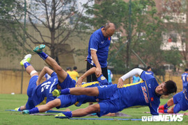 Tuyển Việt Nam: Khi thầy Park làm bác sỹ tâm lý!