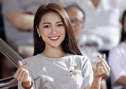 Ngắm người đẹp top 10 Hoa hậu hoàn vũ nghi đang hẹn hò sao U23 Việt Nam