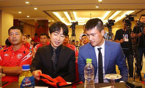 Bị Công Vinh 'bỏ rơi', HLV Miura sẽ ra sao?