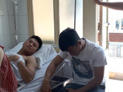 Lãnh đạo CLB Long An: Tấn Tài không cố ý đạp gãy chân Văn Hào, án phạt quá nặng