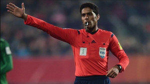 Trọng tài World Cup bị tạm 'treo còi', chờ điều tra ở quê nhà