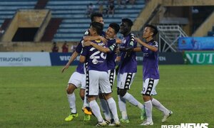 Hà Nội FC bay cao tại V-League: Muốn vô địch, phải đá 'kiểu Mourinho'
